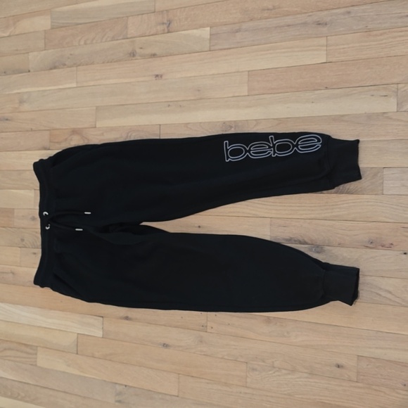 Bebe - Picture 12 of 12